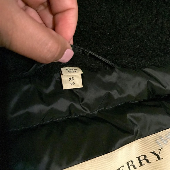 Burberry Kington Archive Logo Down Hooded Coat - Picture 6 of 8